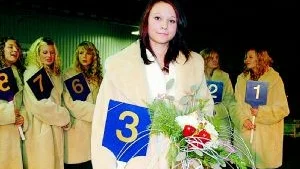 Jennifer Wetterlöf ser fram emot att ta på sig luciakronan. - Det här blir kul och en rolig upplevelse!