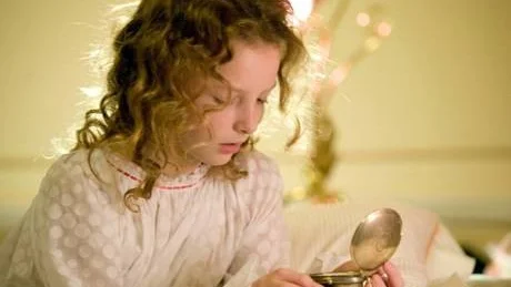 Dakota Blue Richards spelar Lyra.  Foto: SF