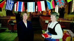 Kerstin Johansson och kyrkvärden Marianne Neumayer är överens om att den Internationella dagen i Hällestad är höjdpunkten på året. 
Foto: Magnus Petersson