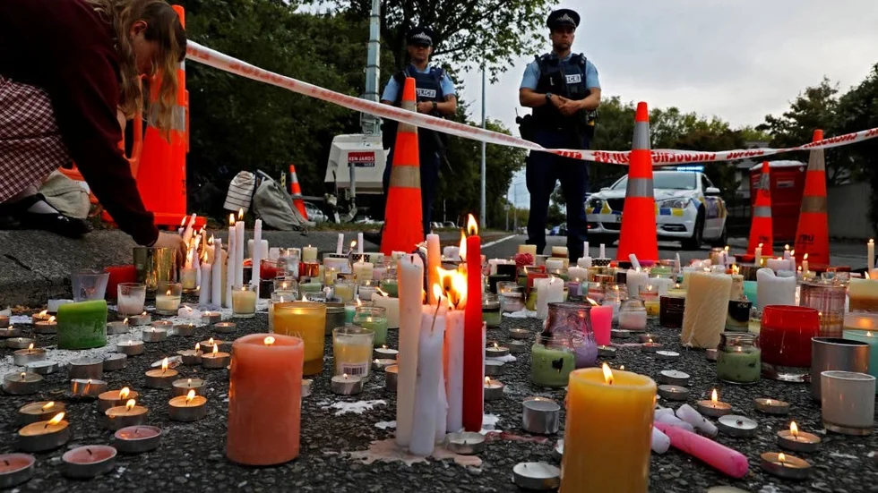 En hel värld sörjer de oskyldiga offren för ännu ett terrordåd, men inte i SD-sfären. Där hyllas terroristen till och med på Jimmie Åkessons sida, skriver signaturen JGR.