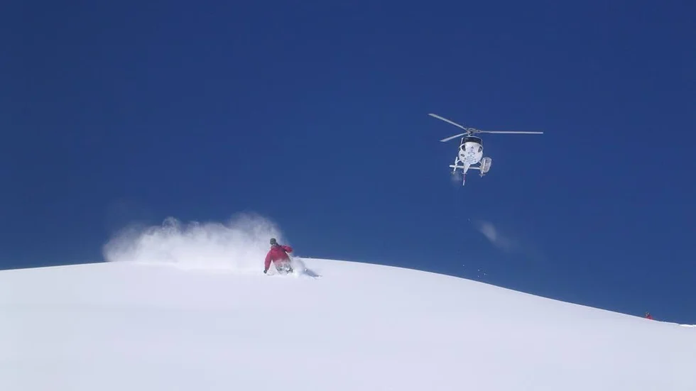 Heliski är en mycket populäs form av skidåkning. Denna gång slutade turen med en dödsolycka.