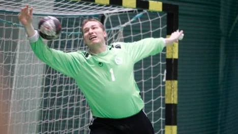 Richard Nordlund skadade en axel för fyra månader sedan. Nu känner han sig redo för comeback och redan på lördag kan han vara aktuell som målvakt i Strömnäs GIF:s hemmamatch mot Bodens BK.