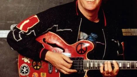 Gitarristen Alvin Lee från Ten Years After, är död.