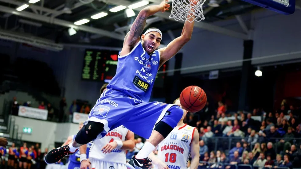 Jaraun Burrows.