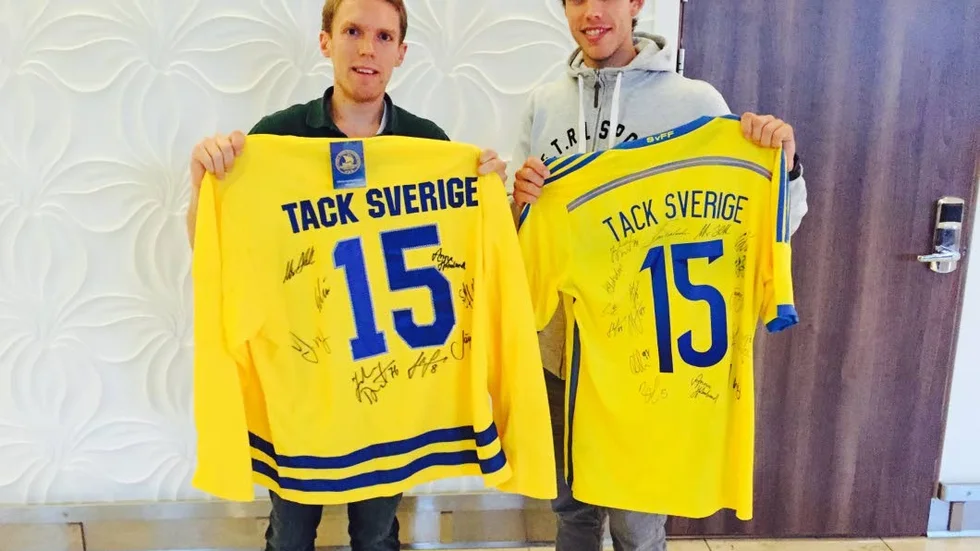 Tack Sverige. Anton Edman, tv, och MArcus Hellner, th.
