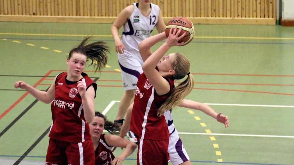 Basket är stort. Basketgymnasium kan bli verklighet i Övertorneå. Bilden är från Basket DM i Övertorneå 2013. Foto: Matilda Sannemalm