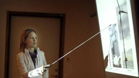 Margareta Erstam, språkrör för Skärgårdsgruppen mot Vindkraftsindustri på Klocktärnan, har invändningar mot planprogrammet som klubbades igenom på måndagen.