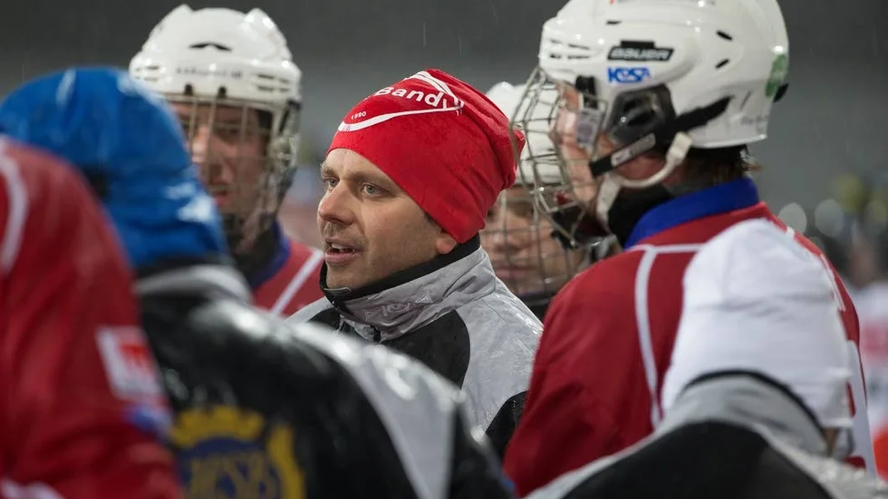 Viktig. Återigen väntar en nyckelmatch för Mats Rönnqvists Kalix Bandy.