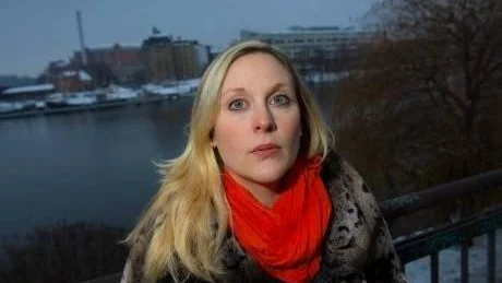 EXTREMA KRAFTER. Lisa Bjurwald skriver i sin bok Skrivbordskrigarna om hur extrema krafter utnyttjar internet.