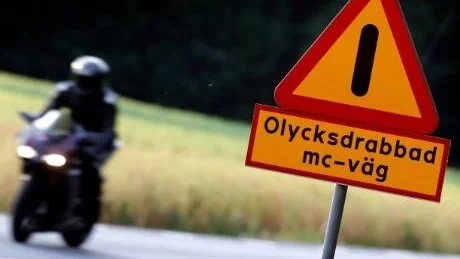 Det är nu, i början av säsongen, som motorcyklisterna lever farligast.