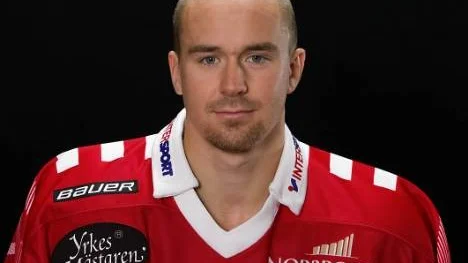 Tomas Skogs, från Timrå, är klar för Skellefteå AIK.