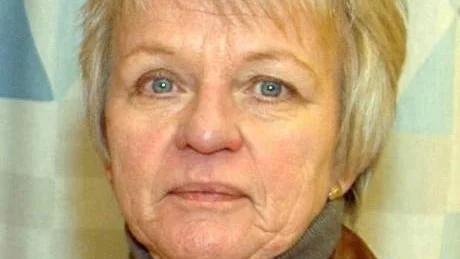 KOSTAR. Ruth Rahkola (S), ordförande för barn- och utbildningsnämnden i Piteå, konstaterar att det kostar kommunen cirka 20.000 kronor per månad i felaktiga löneutbetalningar.