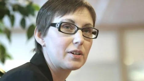 "Allt fler kommuner resonerar likadant som Piteå gör", säger kommunalrådet Helena Stenberg som menar att att det är förskollärare som man vill anställda.