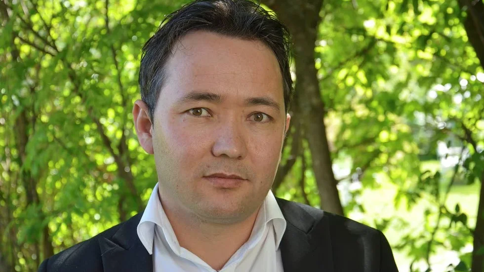 Zia Haydari vill dela ut stipendier som uppmuntran til utlandsfödda som lyckats.