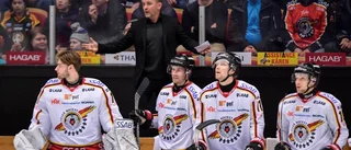 BETYGEN: Fyra spelare underkända