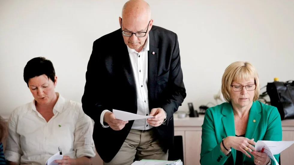 Regionråd. Den rödgröna budgeten som presenterades i fredags av Isabel Enström (MP) och Björn Jansson (S) är väl genomtänkt. Eva Nypelius (C) presenterade samtidigt deras skuggbudget.