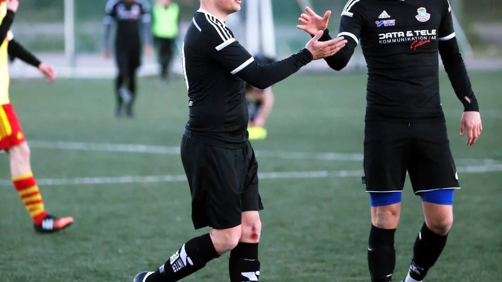 Målspruta. Carl-Magnus Jonsson (till vänster) har fått jubla mycket i vår.