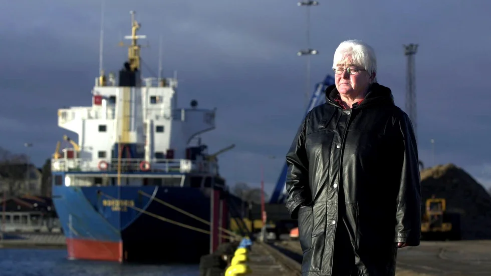 Mayvor Lundberg, numera partilös, är kritisk till egna partiet i Oxelösund.