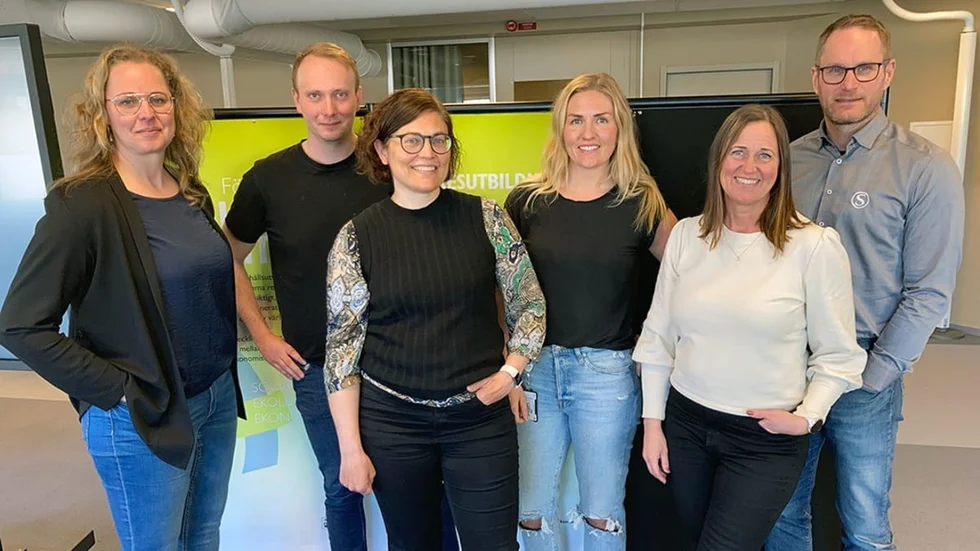 Representanter från industriföretag och Vuxenutbildningen möttes i Piteå för att diskutera vilka kompetenser företagen behöver för att hantera och utveckla sina transport- och logistikupplägg. Medverkande på bilden: Marie Josefsson, Wibax, Viktor Engström, Lundqvist trävaru, Anna Burman, Lindbäcks bygg, Sofia Franzén, Lindbäcks bygg, Karin Gebing,  Vuxenutbildningen Piteå kommun, Roger Bergman, Stenvalls trä.