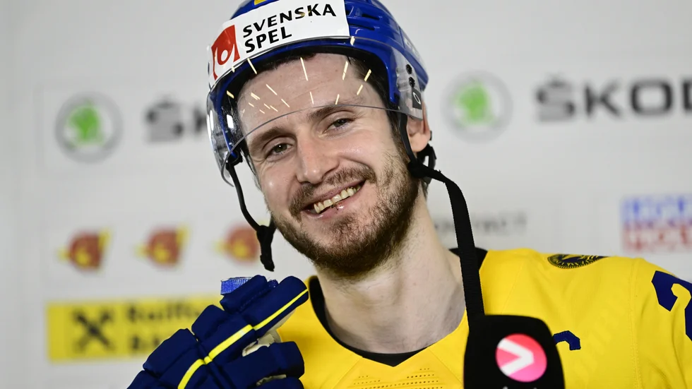 Lagkaptenen Oliver Ekman-Larsson och hans Tre Kronor jagar femte raka segern i VM när USA står för motståndet.