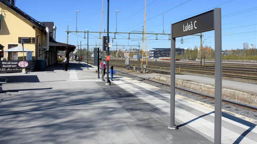 Döms den 27-årige mannen riskerar han drygt tre års fängelse.