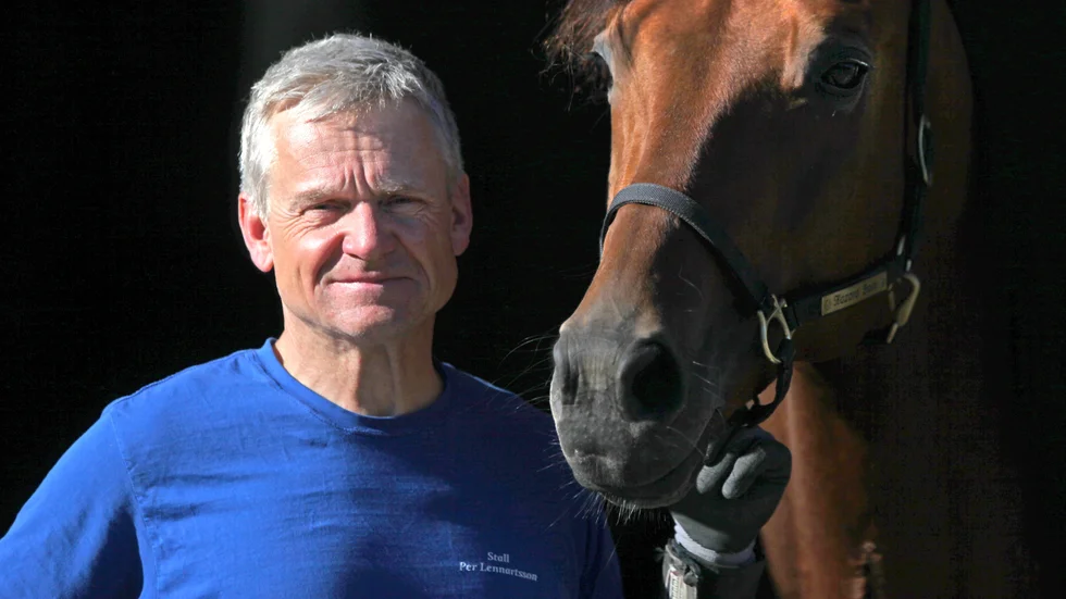 Per Lennartsson tog Click Bait till Elitloppet men kör i stället Admiral As på söndag – då han tidigare lovat bort sig för Reijo Liljendahls häst.