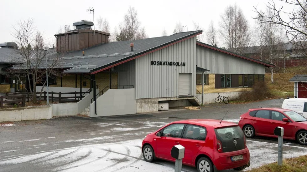 Boskataskolan. Förskolan på Boskataskolan avvecklas i höst när förskolan på Hällbacken öppnas.