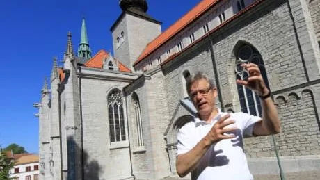 Owe Ronström. Dirigerar projektet där Gotland blir spelplats för en nyskriven komposition som framförs på öns alla kyrkklockor och som kommer att höras live på ön och direktsänds via bredband över hela världen.Foto: Rolf Jönsson
