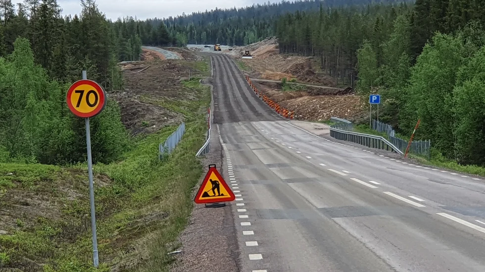 Nu har Muorjevaarabacken byggts om, men resten av E10 behöver också rustas menar insändarskribenten. 
