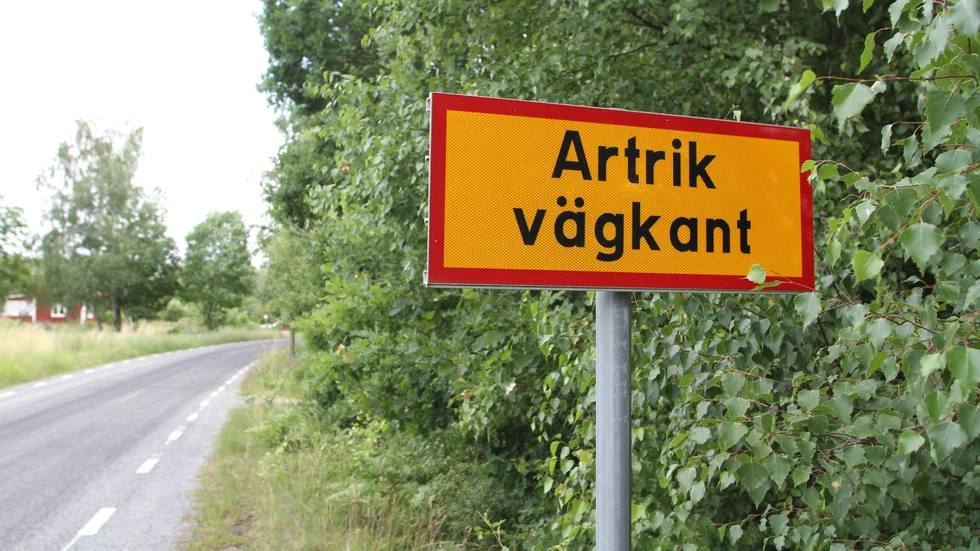 Vägskyltarna finns uppsatta runt omkring i kommunen för att ge ett underlag till de som sköter underhållet av vägen.  