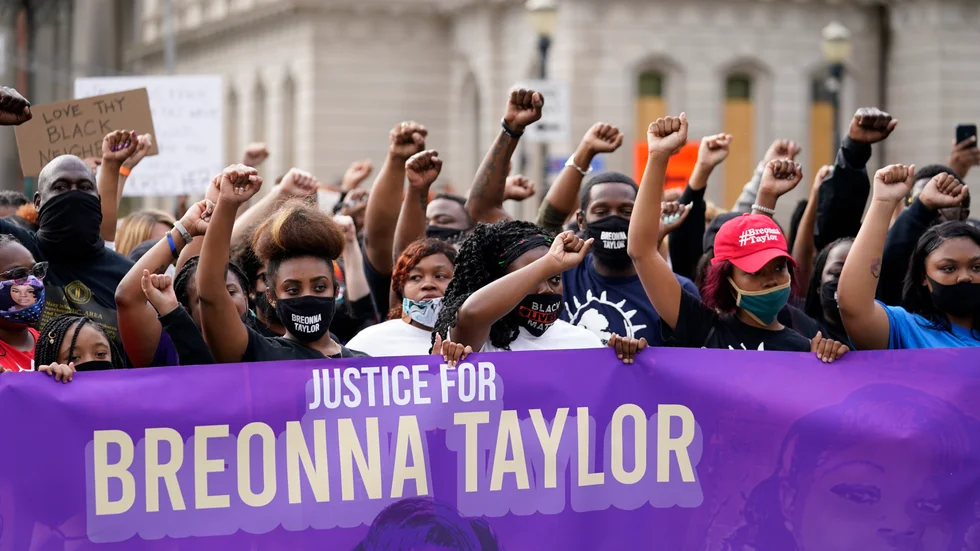 Black Lives Matter-protester i Louisville, staden där Breonna Taylor sköts till döds tidigare i år. Arkivbild.