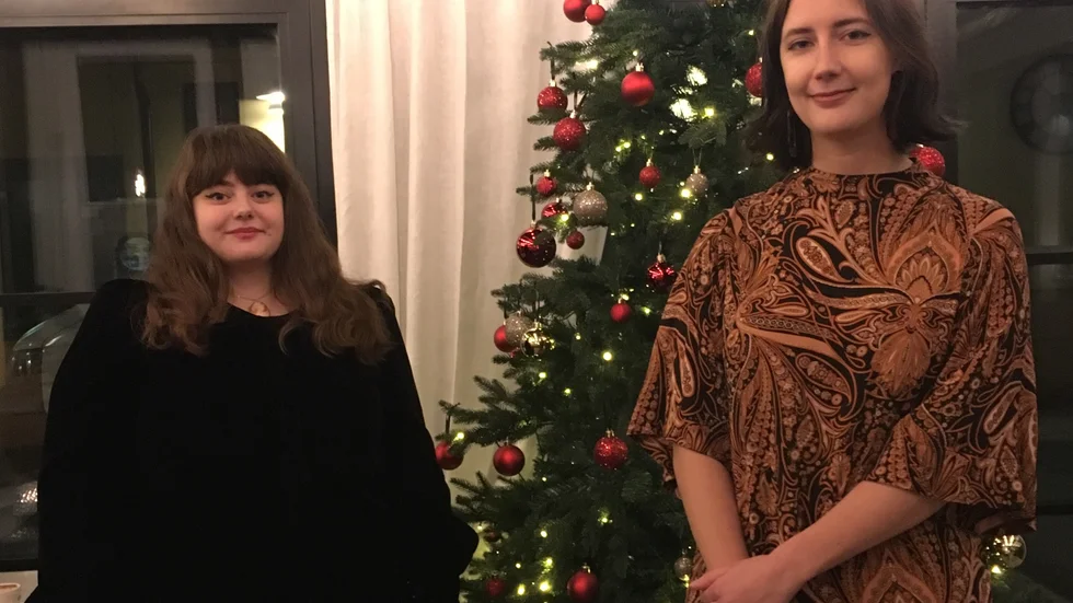 Moa Marken och Sara Runesson gör kulturpodden Övre Nedre Slotts.