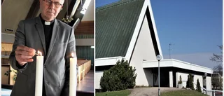 Delar ut julpåsar till behövande: "Vill sprida glädje"
