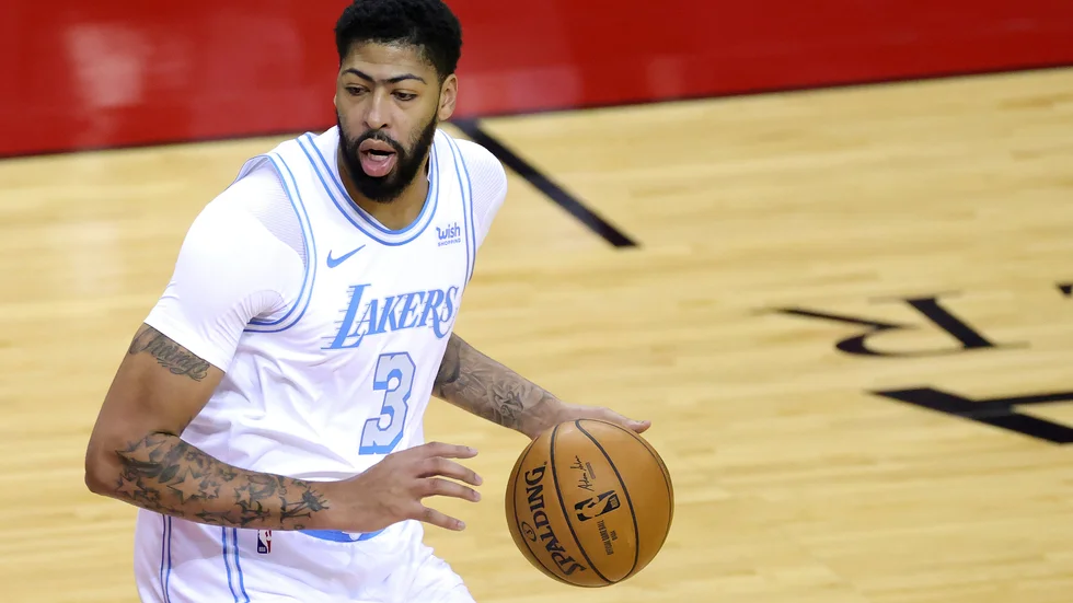Los Angeles Lakers Anthony Davis har skadat hälsenan. Arkivbild.