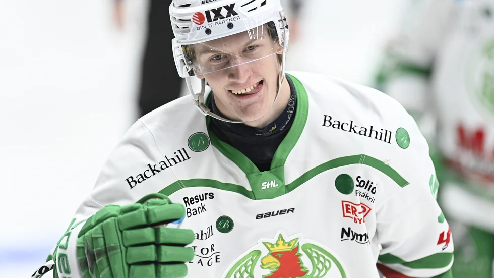 Adam Edström satte Rögles första mål borta mot Djurgården – och det var allt av det märkligare slaget. Arkivbild.