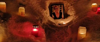 Stämningsfullt när Carola hyllades i helgen – se när lyktorna stiger mot himlen