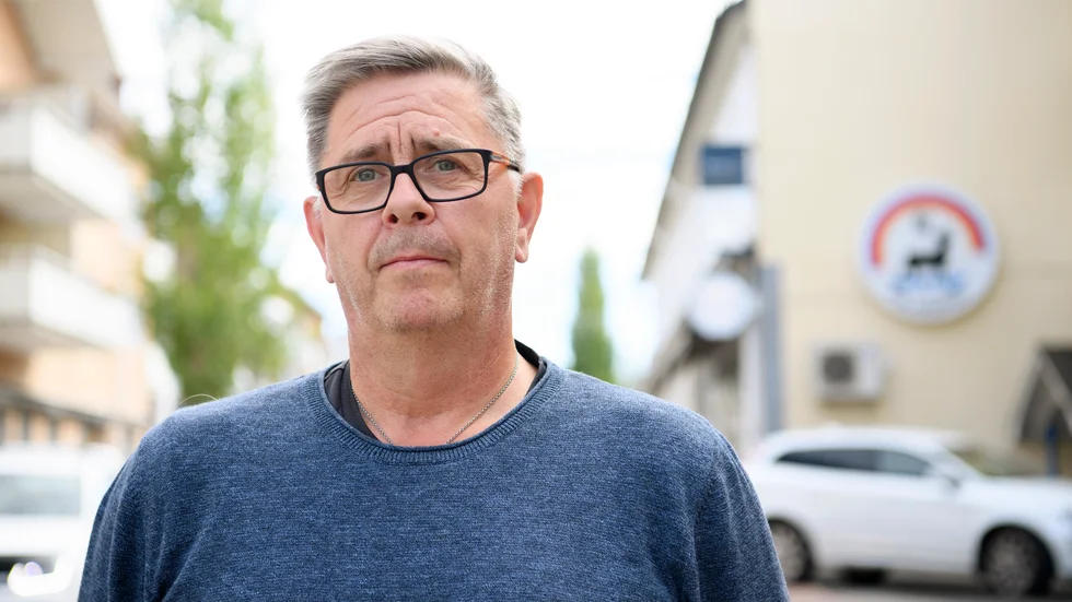 Klubbordförande Stefan Hortlund på Polarbrödfabriken i Älvsbyn.