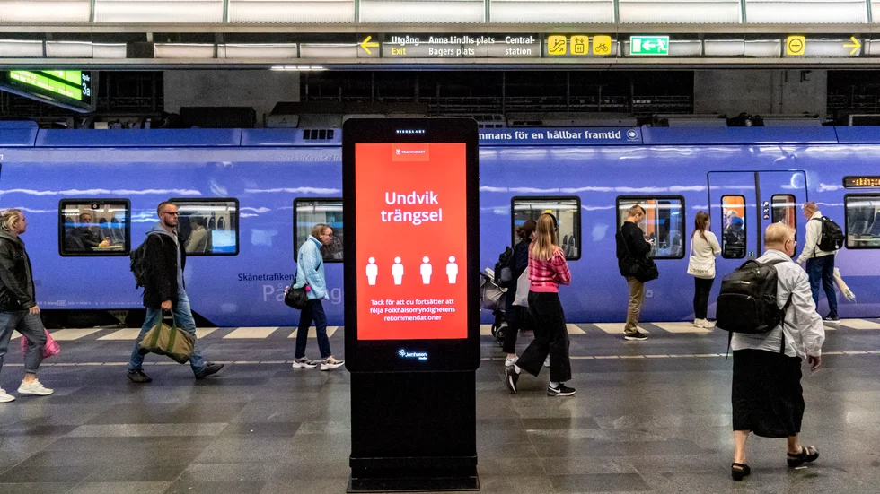 Correnkrönikören Widar Andersson har stått på perrongerna ute i trafiken och funderat på vilka avstånd som är de viktigaste? Och på vilka som verkligen bör hålla i och hålla ut. 