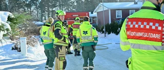 Räddningstjänsten om villabranden: "Mycket rök "