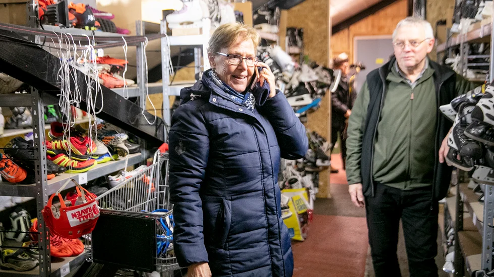 Rauni Ringberg får många samtal från Nyköpingsbor som vill låna utrustning.