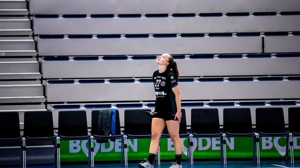 Det blir tomt på läktarna från den 24 november i damernas högsta handbollsserie.