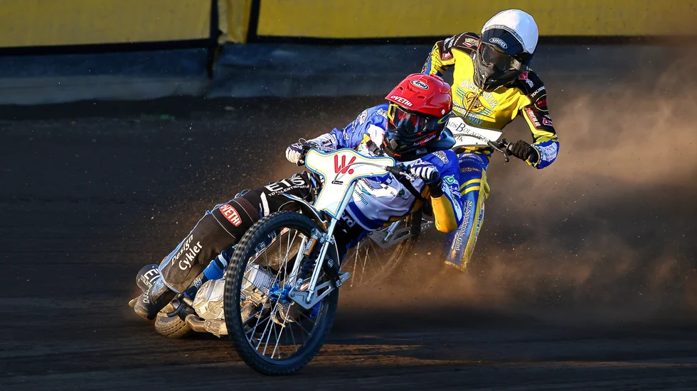 Piraternas Peter Kildemand i en match mot Västervik förra säsongen. Nu gör han comeback, mot just Västervik, efter skadeproblem.