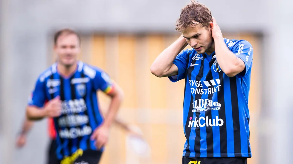 Sam Lundholm lämnar Sirius. 