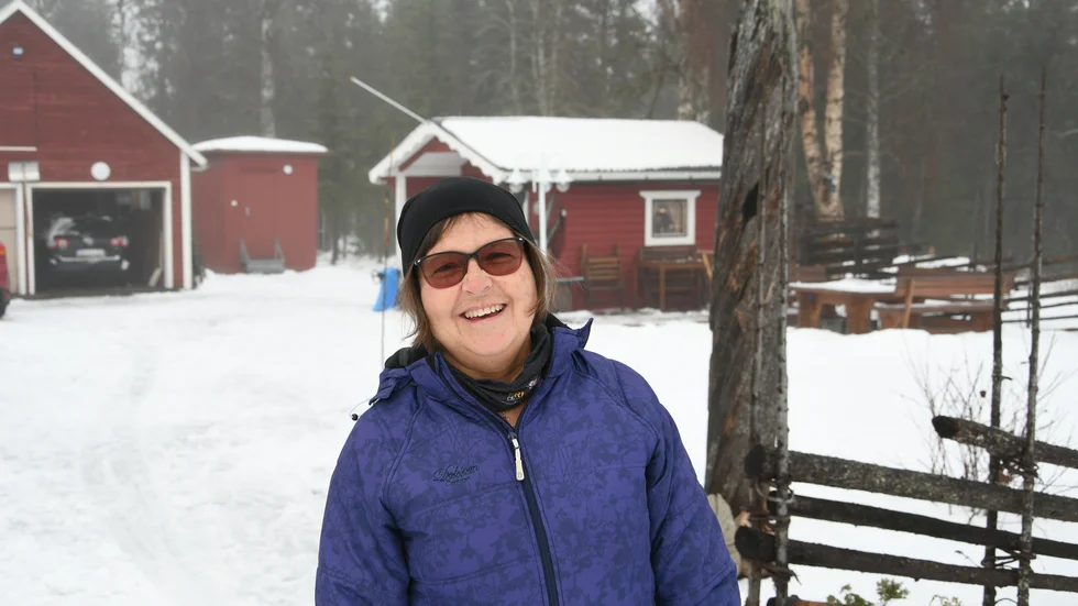 "Jag har i dag inga känningar alls av porfyrin. Det känns också hoppfullt eftersom jag har barn och barnbarn som har anlagen, att om de skulle bli sjuka finns hjälp att få", säger Inez Lindmark i Kläppen utanför Arvidsjaur.