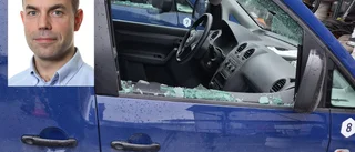Inbrott på flera företag – 30-tal bilar vandaliserade: "Värsta jag varit med om"