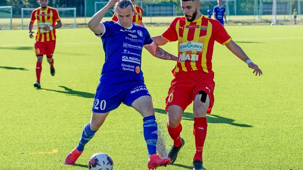 På kkuriren.se kan du se direktsändningen från Värmbols lördagsmatch mot Assyriska FF.