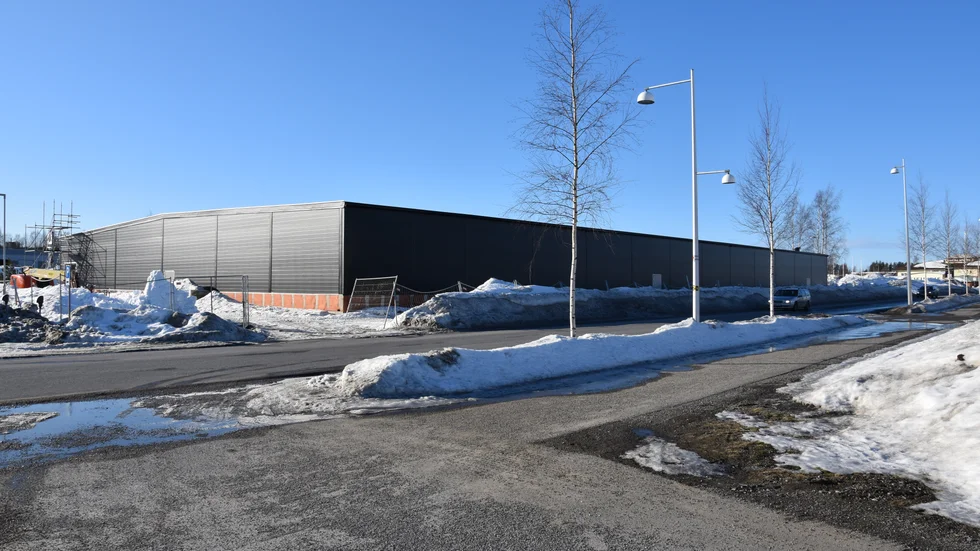 Just nu pågår slutarbetet med Dollarstores byggnad på Andertorp inför öppnandet.