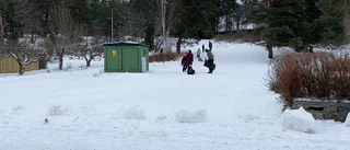 Oskyddad pulkabacke får farthinder