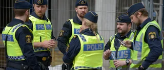 Utsatta områden behöver både mattelärare och poliser
