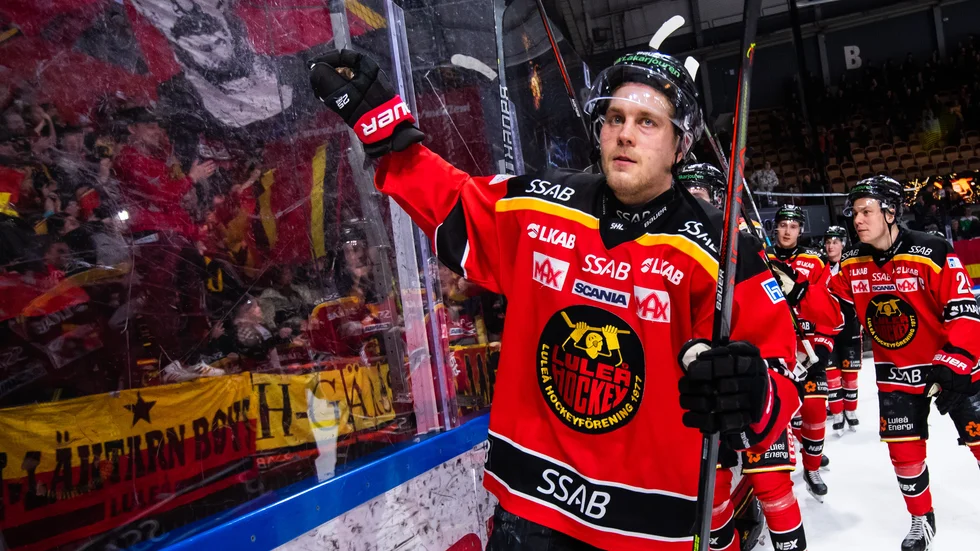 Luleå Hockeys Juhani Tyrväinen klickade direkt med Linus Klasen och Niklas Olausson i matchen mot Färjestad.